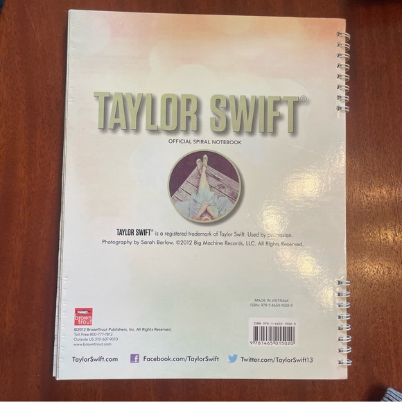 Taylor Swift Notebook - Picture 2 of 9